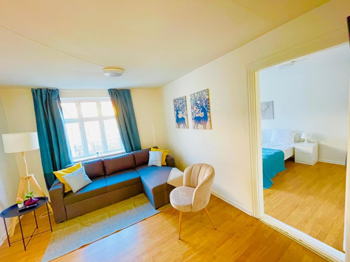 Aday - Reberbansgade Central Apartment Aalborg Buitenkant foto